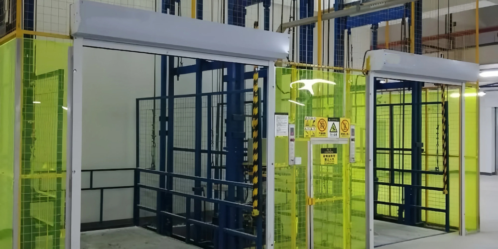 Double Mast Hydraulic Goods Lift